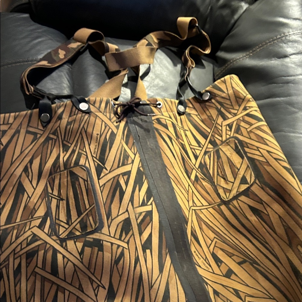 Cabela's Brown and Black Camouflage waders